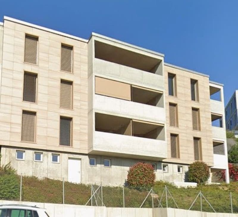*Appartamento* (2)