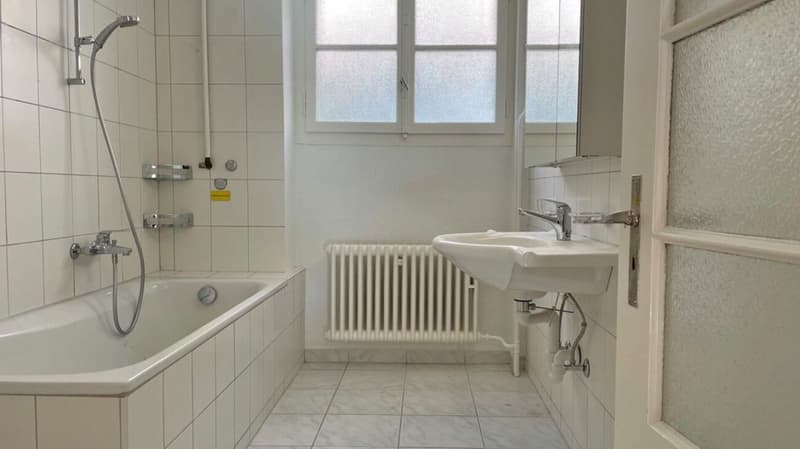 Appartement 4 pièces à la limite de la vieille ville près du Rhin (RDC gauche) (9)