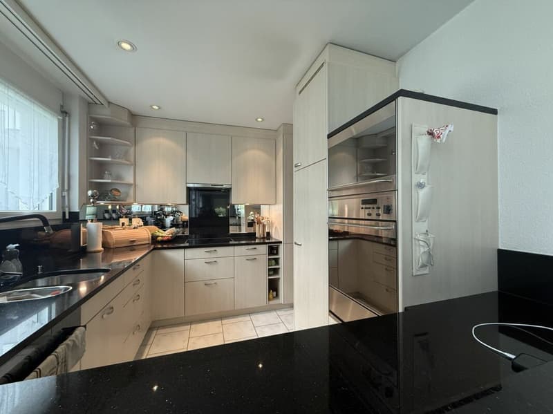 Very well-maintained 4.5-room garden apartment (4)