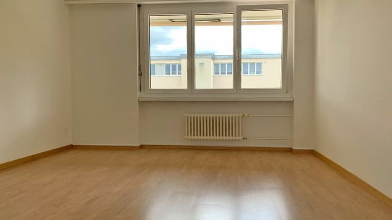4.5 Zimmerwohnung auf der Breite (1. OG rechts) (7)