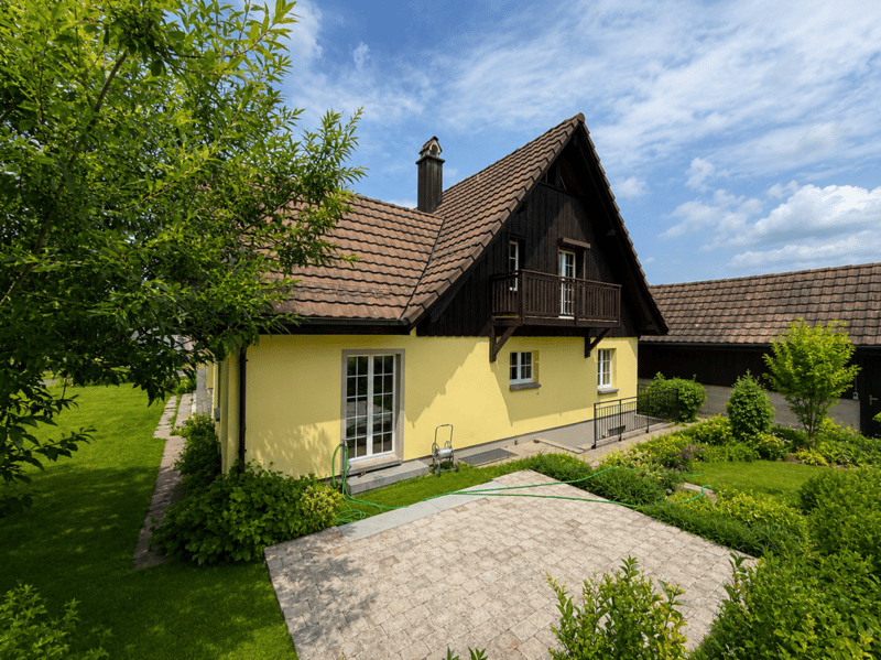 26-321 charming residential house with annex (3)