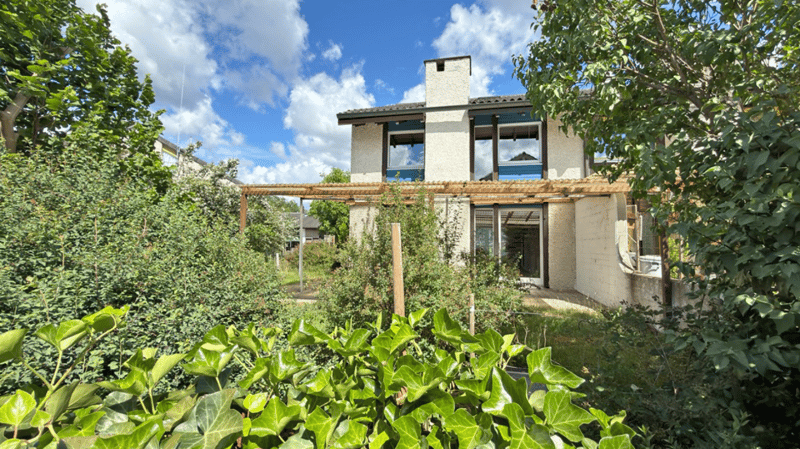 26-321 Charmantes 5.5 - Zimmer-Einfamilienhaus mit Potenzial (2)