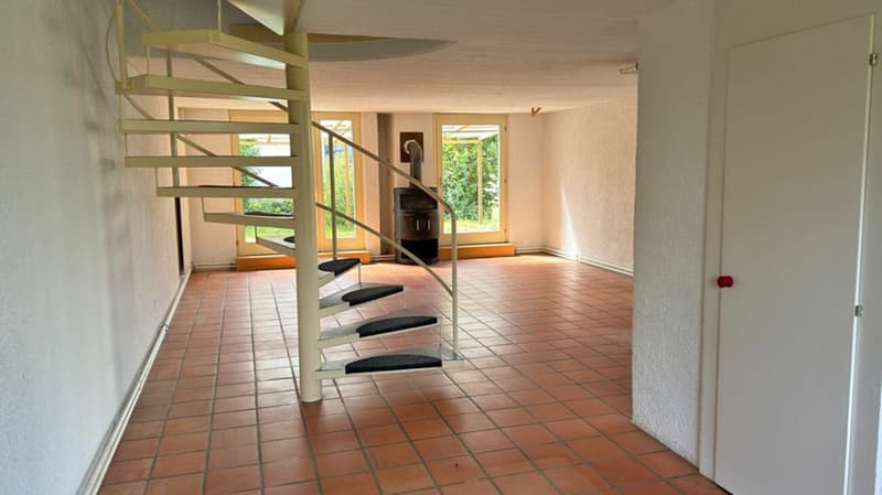 26-321 Charmantes 5.5 - Zimmer-Einfamilienhaus mit Potenzial (4)