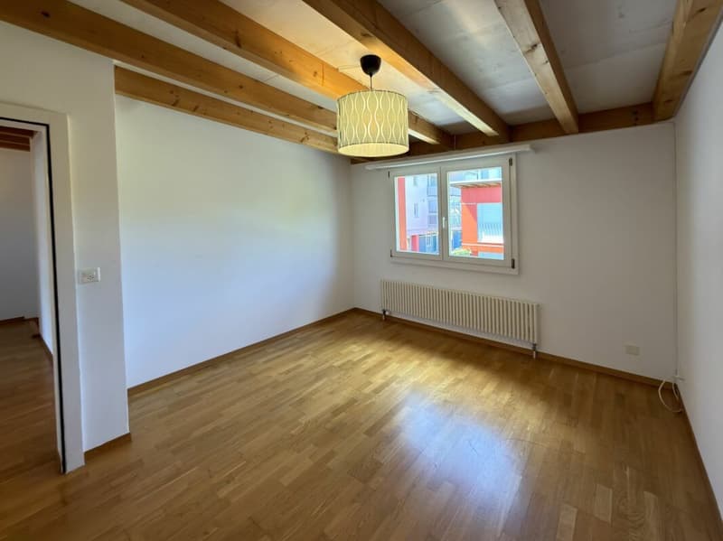 25-307 treniges und gemütliches 4.5-Zimmer Reiheneckhaus (7)