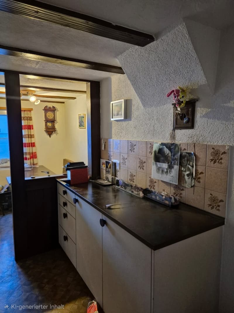 Charmante 4-Zimmer-Altbauwohnung in Glarus Nord – sofort verfügbar! (3)
