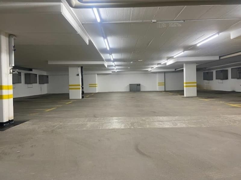 Einstellhalle