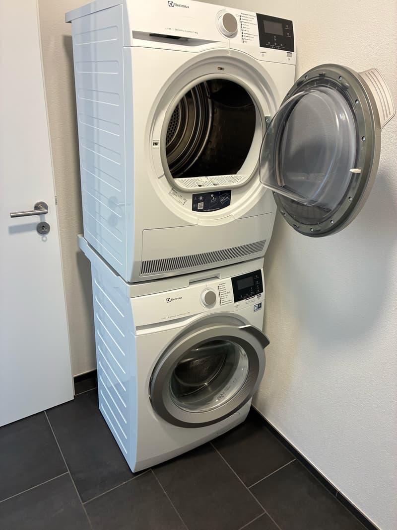 Helle 4.5-Zimmer-Wohnung im modernen Neubau im Herzen von Würenlingen (5)