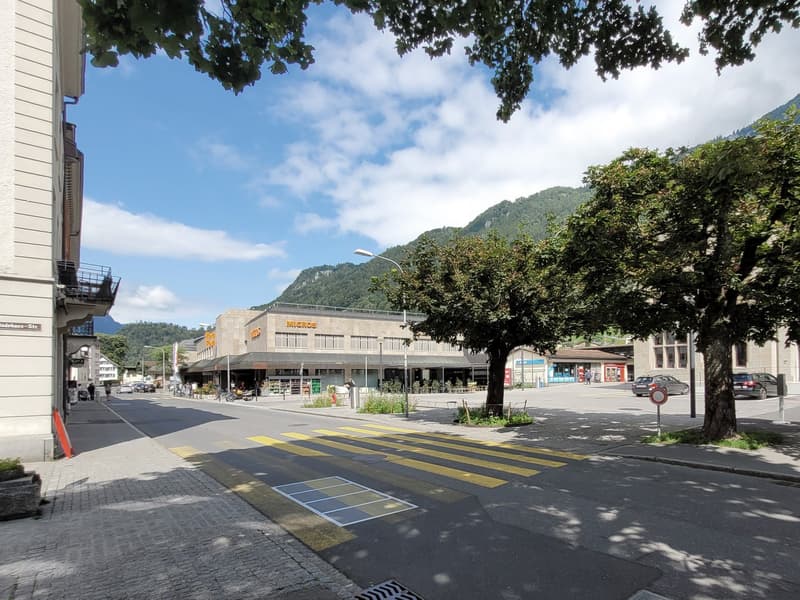 Ladenfläche im Migros Center Glarus (direkt beim Bahnhof) (7)