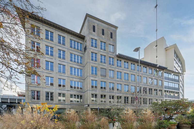 Spazi ufficiali da 500m² in posizione ottimale vicino a Paradeplatz (6)