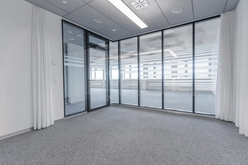 Spazio ufficio pronto per l'occupazione nel Stücki Business Park (2)