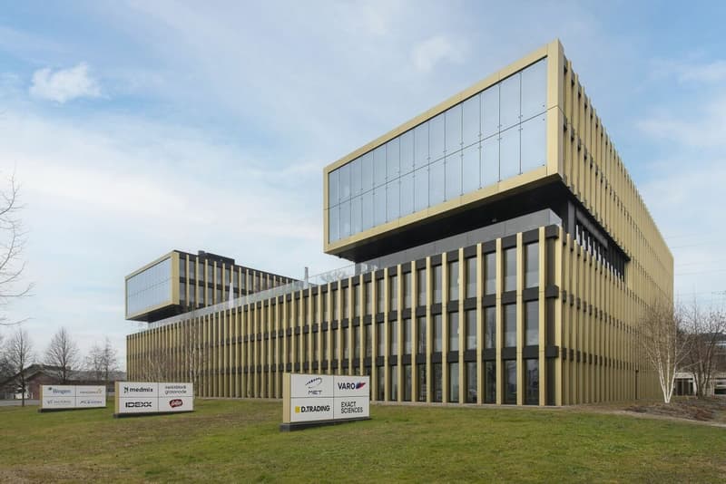 High-quality office space in the "Quadrolith" (limited sublease) (1)