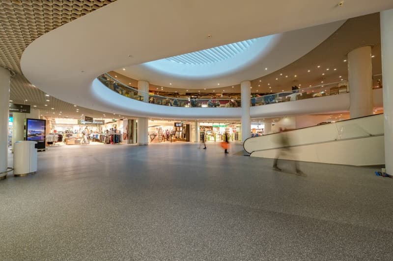 Einkaufszentrum Sonnenhof in Rapperswil - Verkaufsfläche von 326m2 zu vermieten (3)
