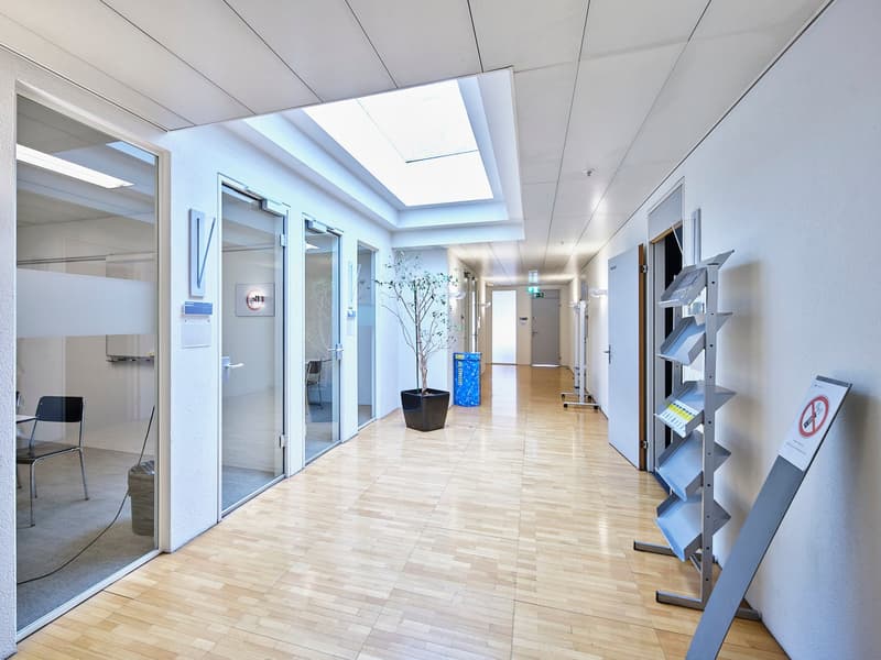 Sanierte Büro-, Bildungsflächen am Bahnhof SBB (5)