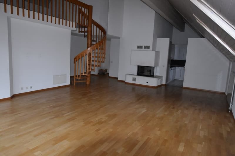 Wohnzimmer (Musterbild)