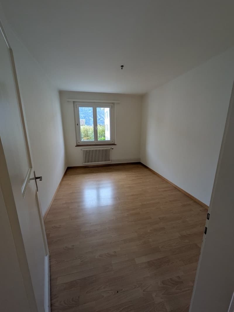Gemütliche 4-Zimmer-Wohnung an zentraler Lage in Altdorf (5)