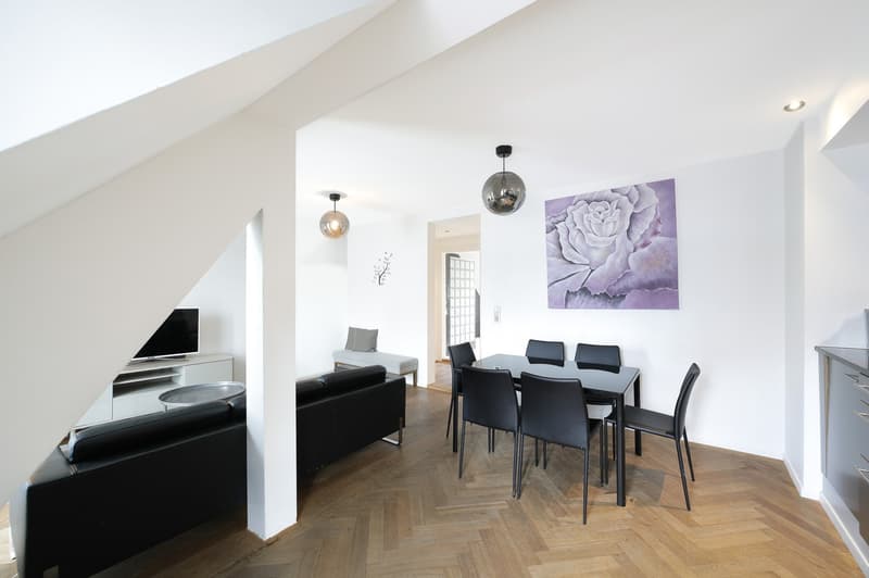 Grosszügige möblierte 3.5-Zimmer-Wohnung mit Balkon in Zürich-West (4)