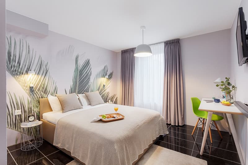 Apartment house with 56 furnished apartments, central location in Lucerne, available immediately. (1)