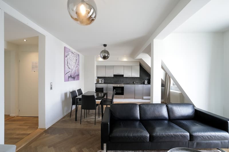 Grosszügige 3.5-Zimmer-Wohnung mit Balkon in Zürich-West (7)