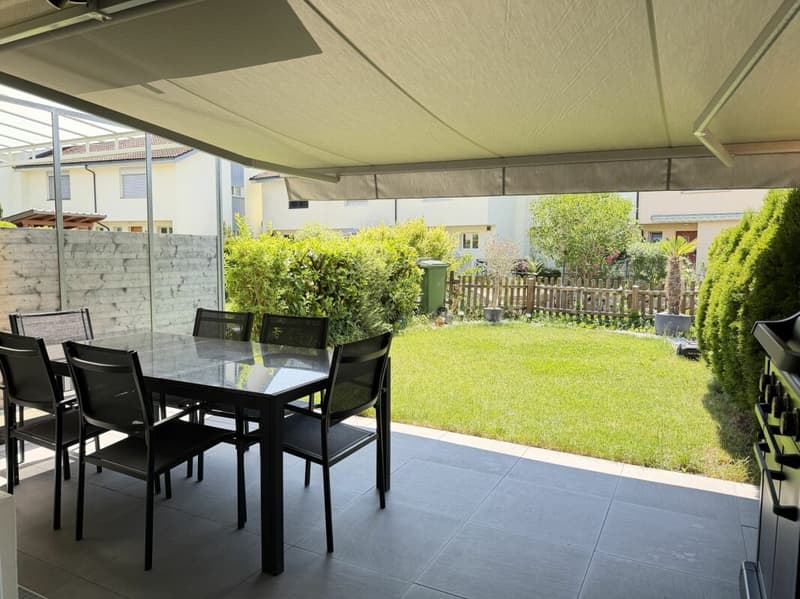 Rêve de famille moderne avec jardin privé (6)