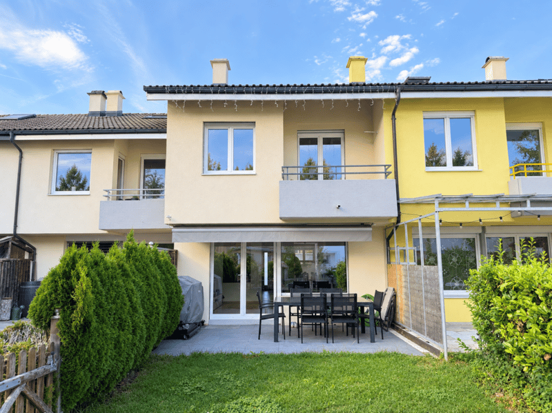 umfassend renoviertes Reihenhaus mit eigenem Garten (1)