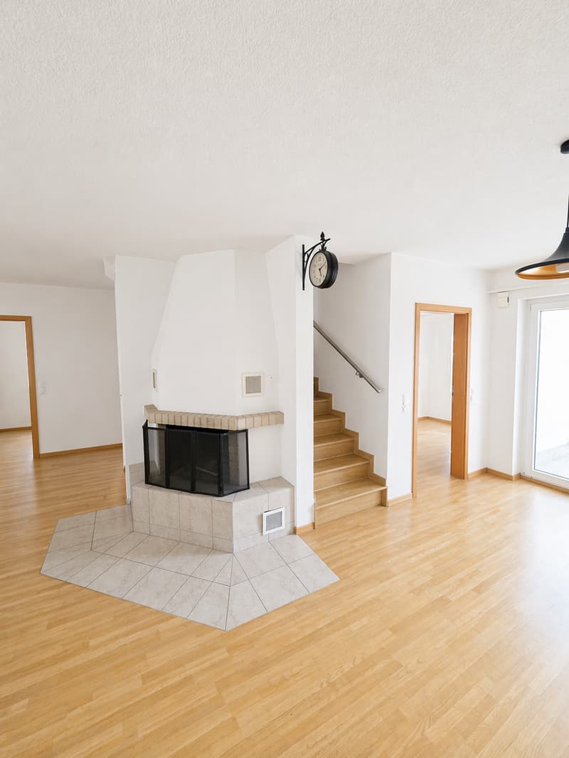 Habiter comme dans une maison de famille – 5,5 pièces avec terrasse et entrée privée (4)