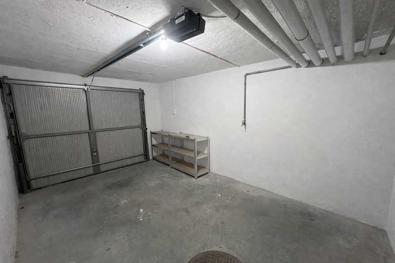 Box de garage avec place de parking supplémentaire - Corrodistrasse 1, Zurich (2)