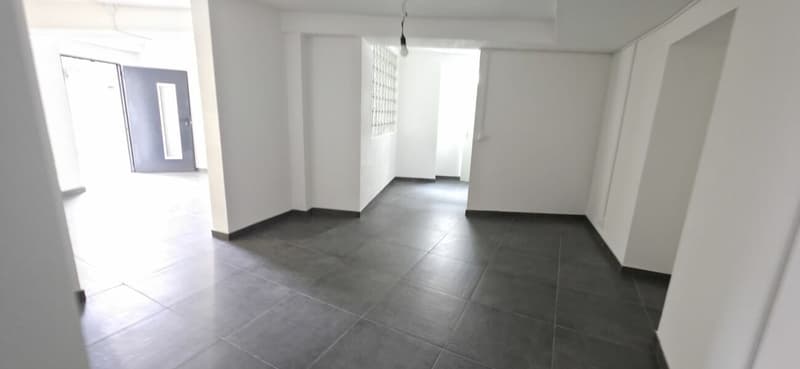 High-quality commercial space in the old town of Schaffhausen (2)