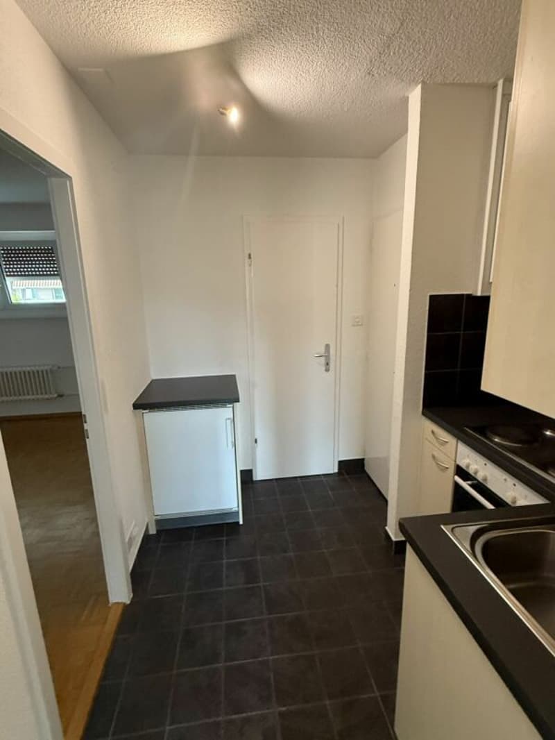 Schöne 3-Zimmerwohnung - zentral und sofort bezugsbereit (2)