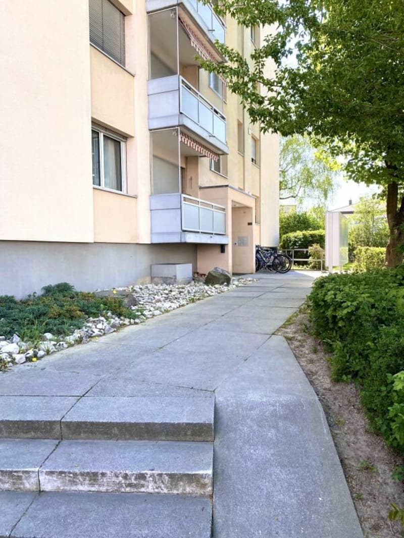 Neu Moderne 1.5 Zimmerwohnung in Lyss (1)
