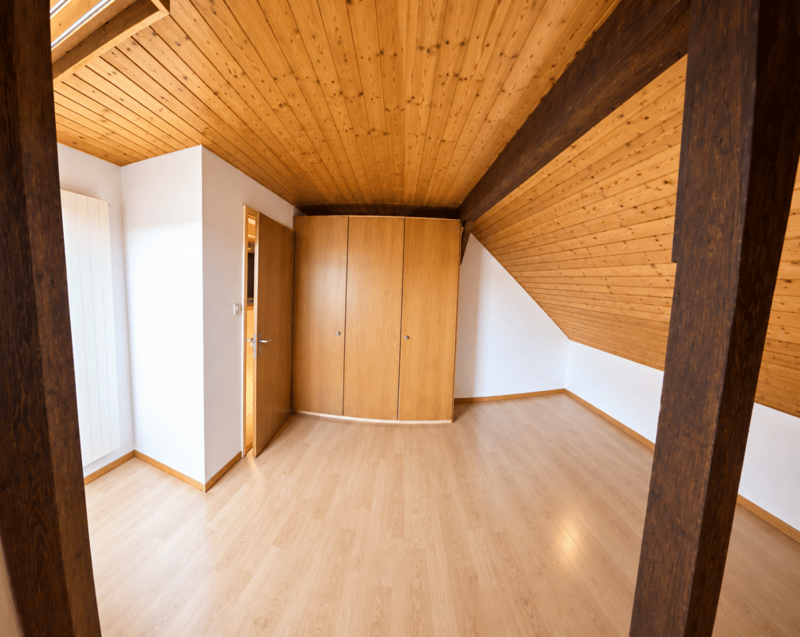 Charmante Dachwohnung direkt neben der Universität St. Gallen (HSG) (7)