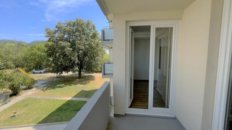 Ampio appartamento di 2.5 locali in zona tranquilla con balcone, posto auto e buona accessibilità (4)