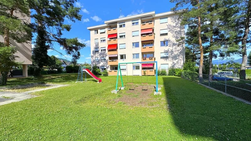Bello appartamento 4.5 locali ristrutturato con vista a Delémont (14)