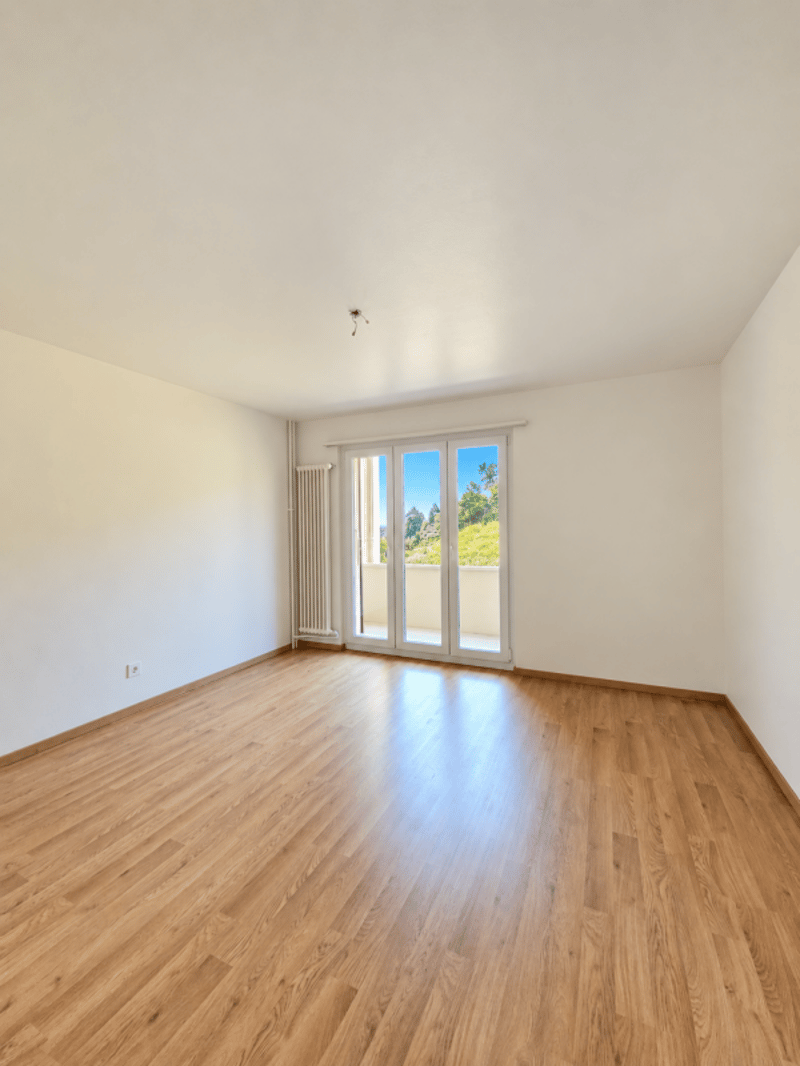 Bel appartement moderne et lumineux de 3 pièces à Perrefitte/Moutier (4)