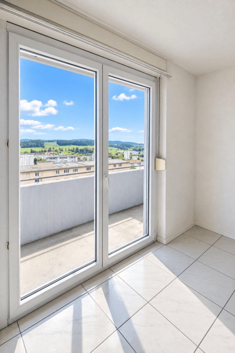 Magnifique 3.0 pièces avec 2 balcons, dont un très spacieux, et vue panoramique (7)