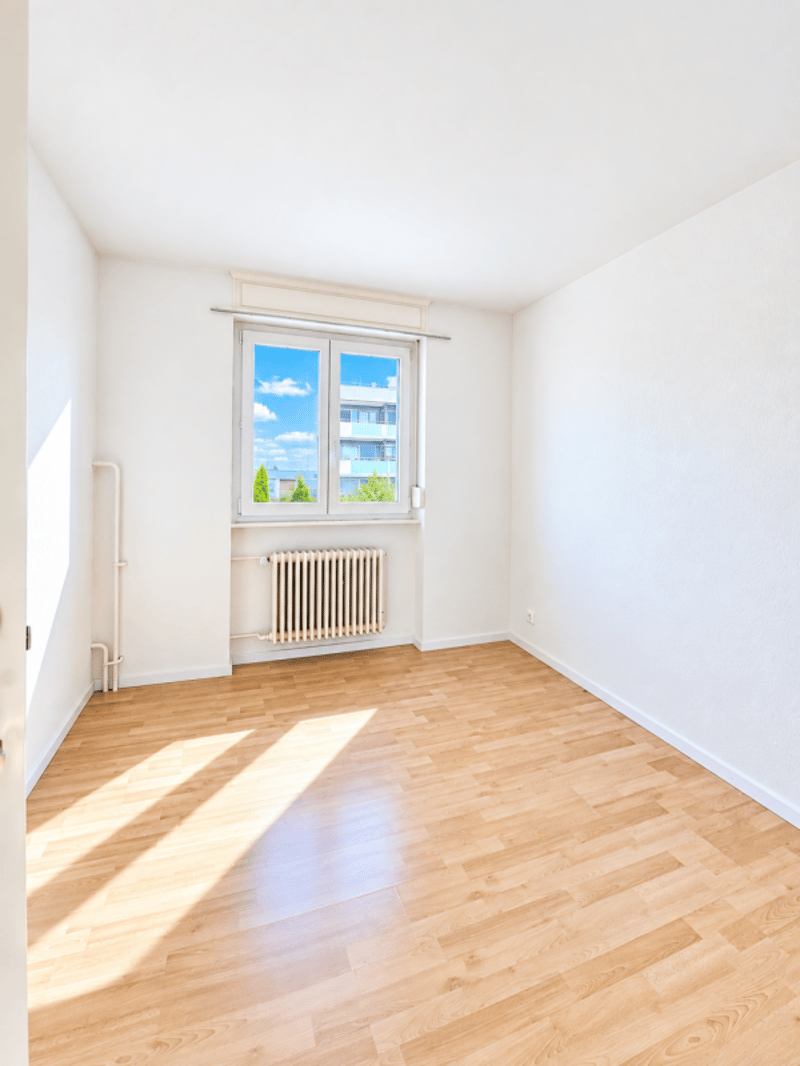 Magnifique 4.0 pièces avec 2 balcons, dont un très spacieux, et vue panoramique (16)