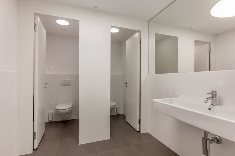 Zweiteilige Büro- oder Praxisfläche mit Wasseranschluss (2)