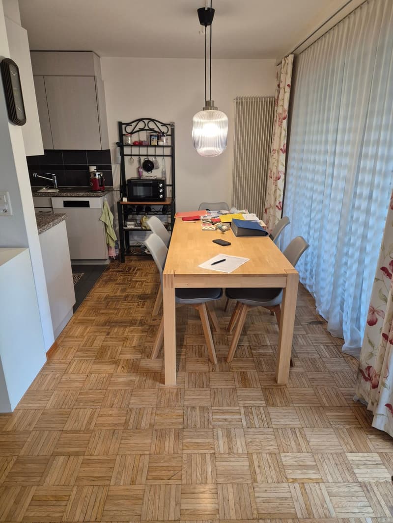 À louer : appartement 4.5 pièces avec grand espace de séjour dans un endroit calme (3)