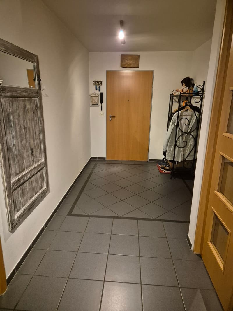 À louer : appartement 4.5 pièces avec grand espace de séjour dans un endroit calme (12)