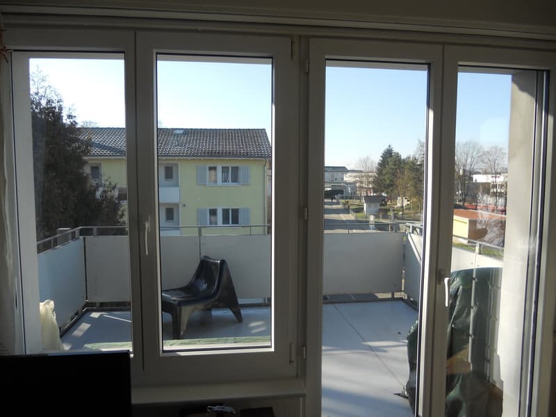 Zu vermieten: 3 Zimmerwohnung mit grossem Balkon an ruhiger Lage (6)