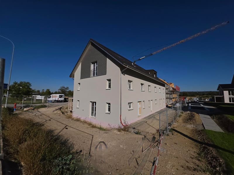 Neubau-Reiheneinfamilienhaus mit 4.5 Zimmern und herrlicher Aussicht in Hüttlingen (3)