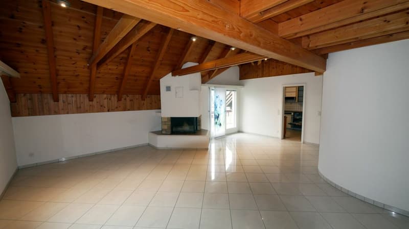 5.5 - Pièces Appartement en Duplex (Maisonette) (4)