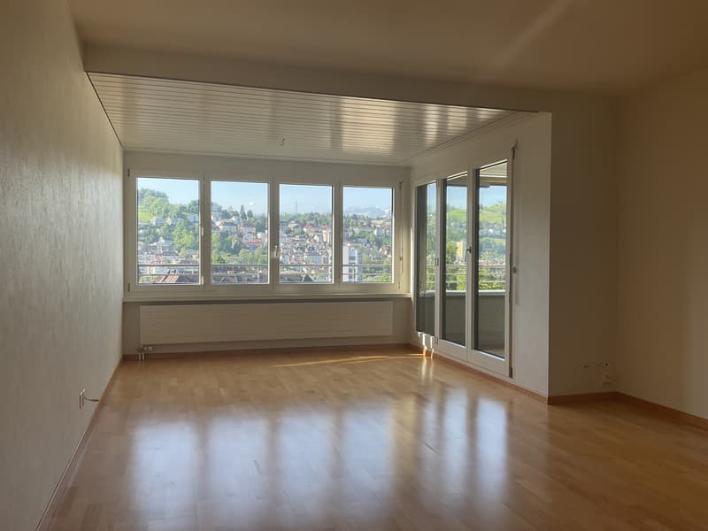 Helle 1-Zimmerwohnung mit Balkon im Stadtzentrum (2)