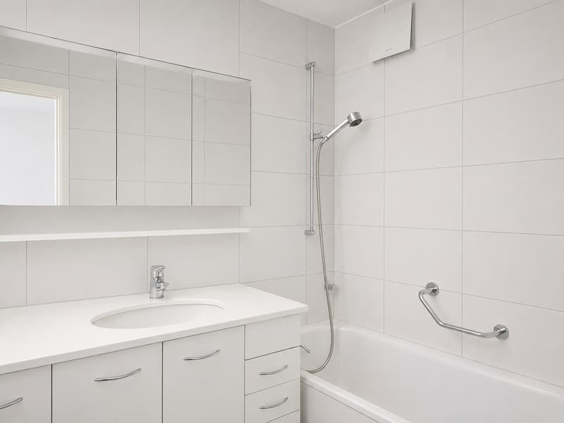 Sonnige 5.5-Zimmer-Wohnung im familienfreundlichen Quartier (2)