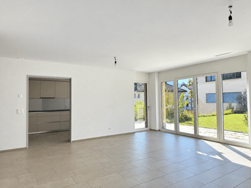 Moderne 3.5-Zimmer-Parterrewohnung mit Sitzplatz (5)