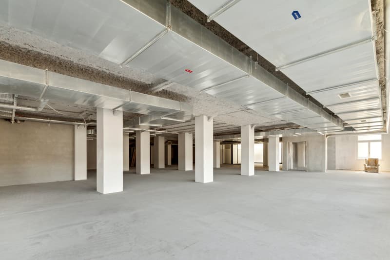 Commercial opportunity in the hypercenter! (9)