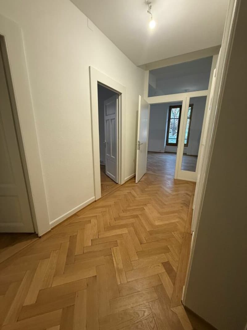 Bureaux rénovés - Emplacement stratégique au coeur de Genève (2)