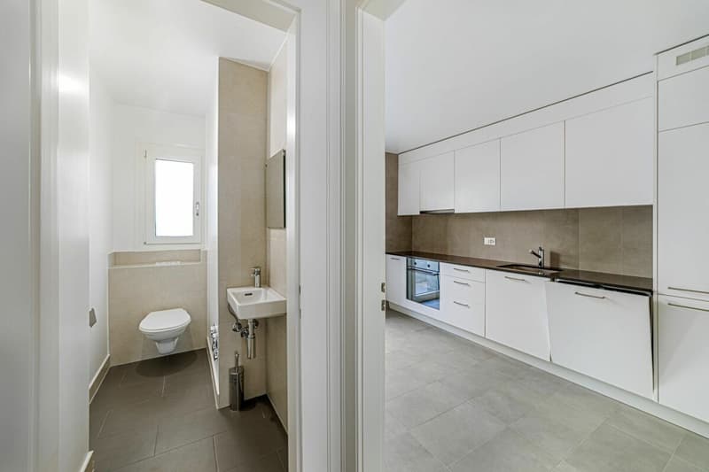 Place Bel-Air, magnificent renovated offices (10)