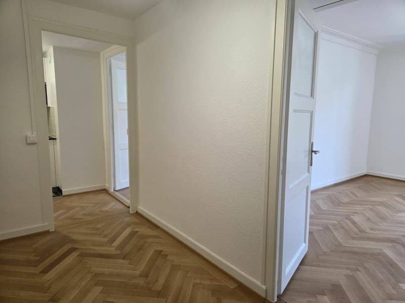 Renovated offices - 49 m² in the heart of Geneva (7)