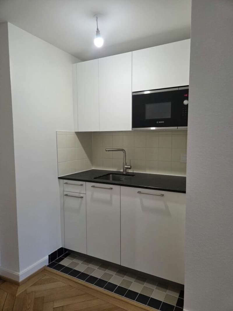 Renovated offices - 49 m² in the heart of Geneva (5)