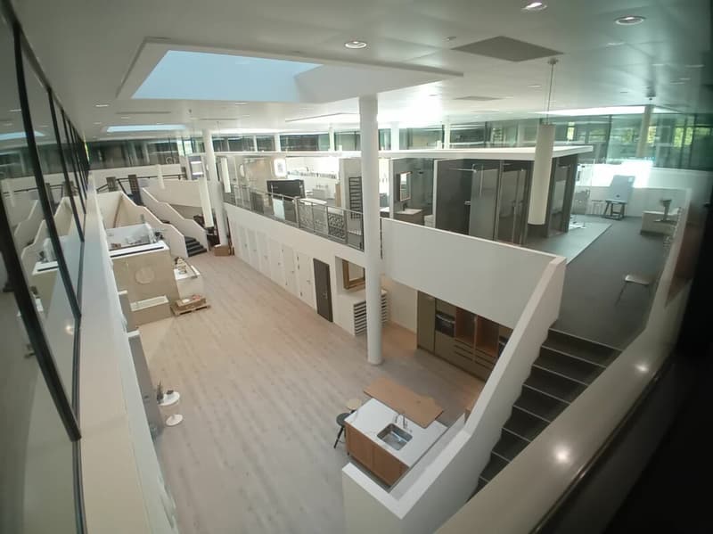 Surface de bureaux de 683 m² (4)